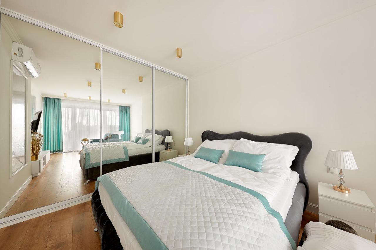Luxury Del Sol Apartments ชวีโนวิชแจ ภายนอก รูปภาพ